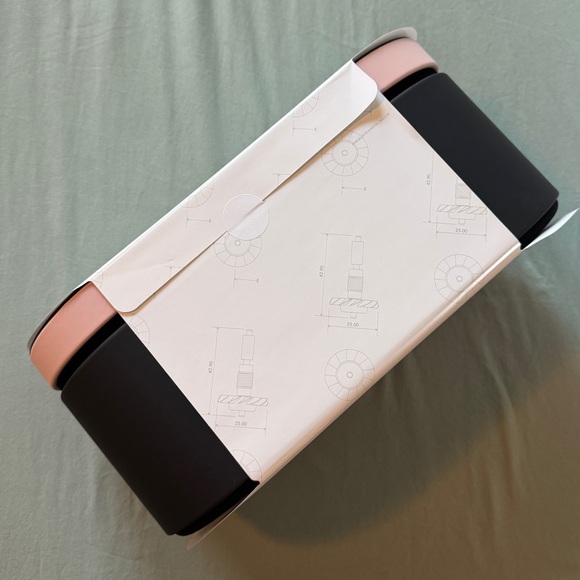 Dyson Supersonic Nural Hair Dryer (Strawberry Bronze/Blush Pink) NIB - Picture 7 of 8